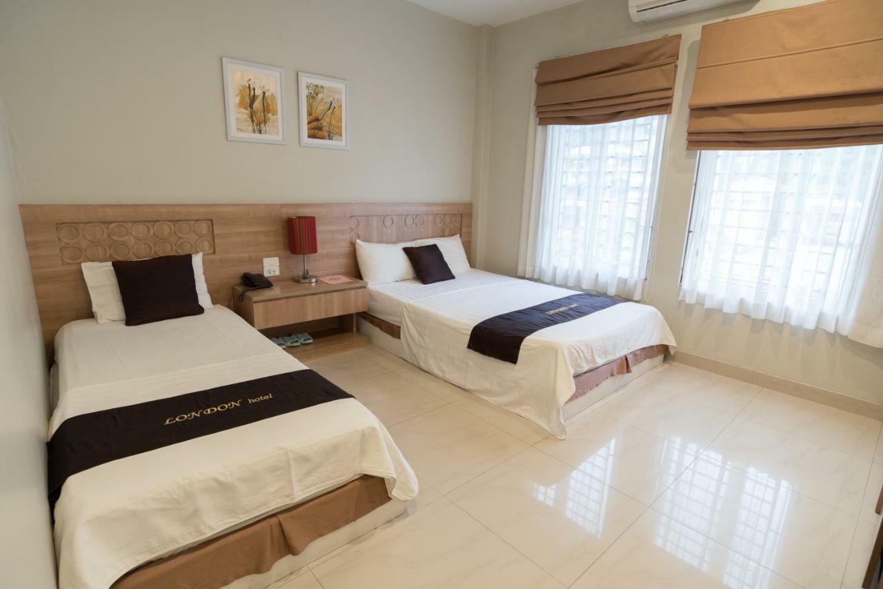 הלונג London Hotel מראה חיצוני תמונה