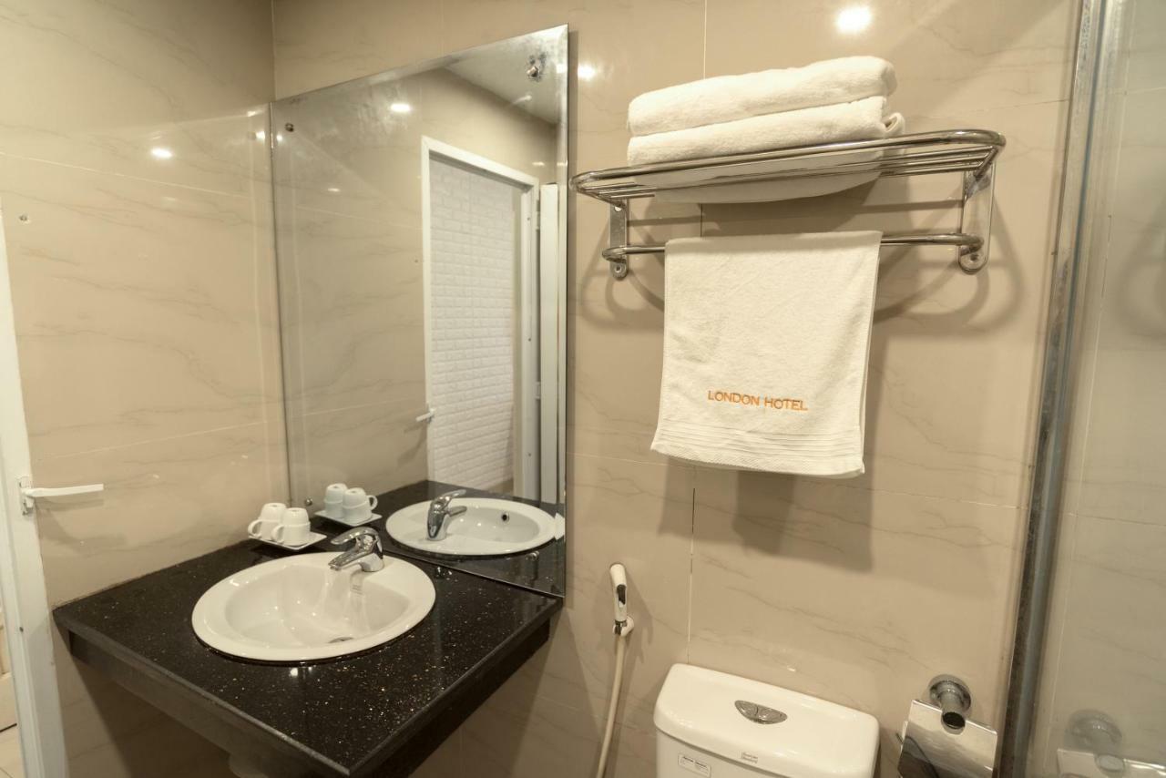 הלונג London Hotel מראה חיצוני תמונה
