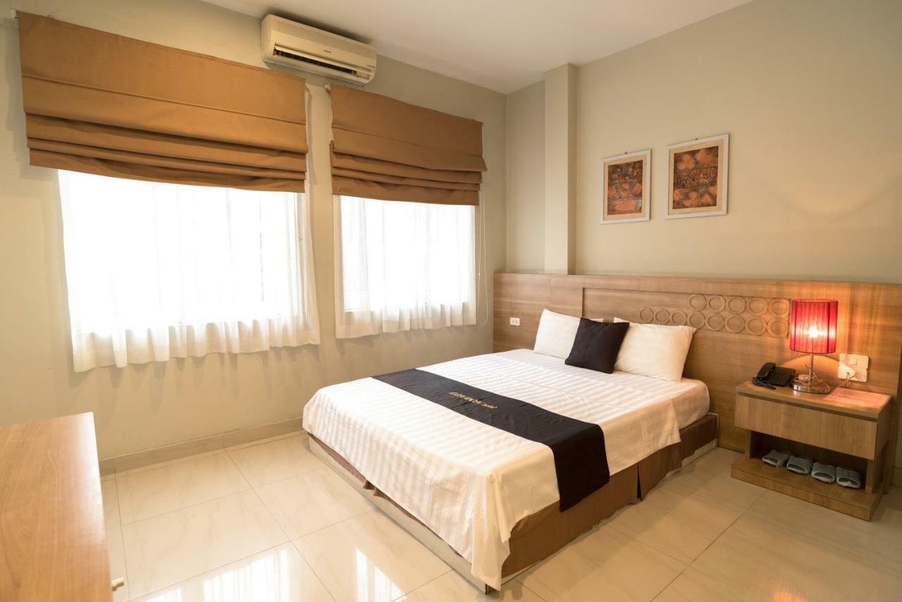 הלונג London Hotel מראה חיצוני תמונה